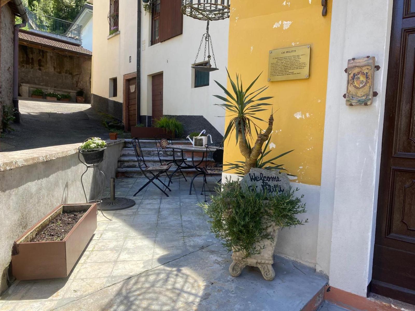 Foresteria Lombarda B & B Ca' Pelitti Ganna Kültér fotó